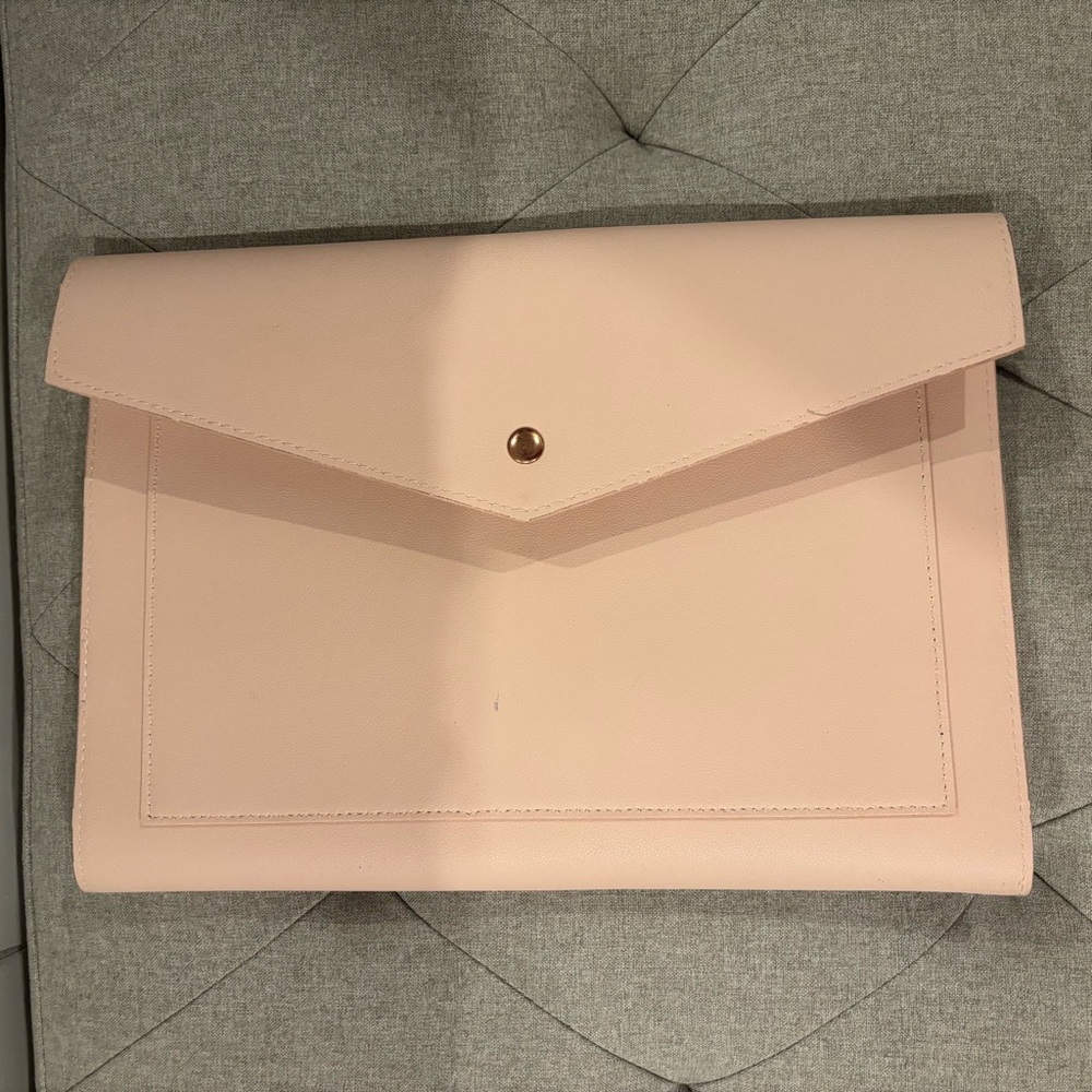 Glass Ladder & Co. Megan Portfolio Clutch - Picture 8 of 11